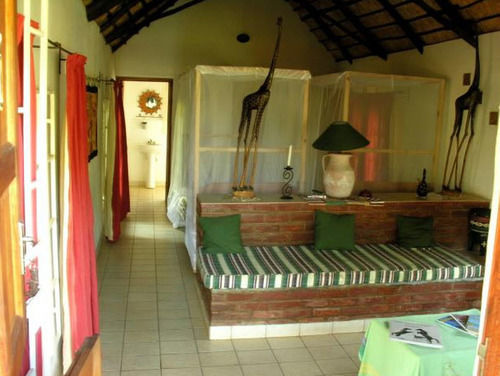 Barefoot Safari Lodge 利隆圭 外观 照片