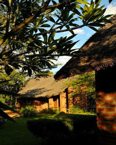 Barefoot Safari Lodge 利隆圭 外观 照片